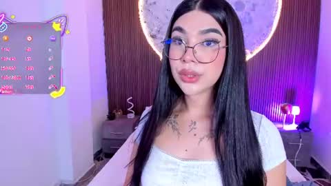 Snapshot of rosecassie chatting on July 11, 1:25 pm Rose online show from July 11, 1:25 pm