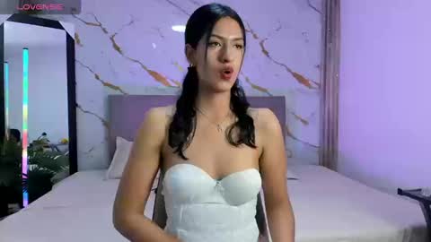 roseeluna online show from March 14, 4:01 pm