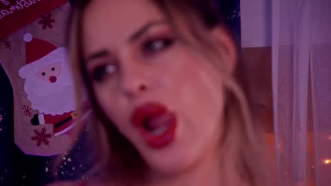 Sonia online show from December 22, 10:47 pm