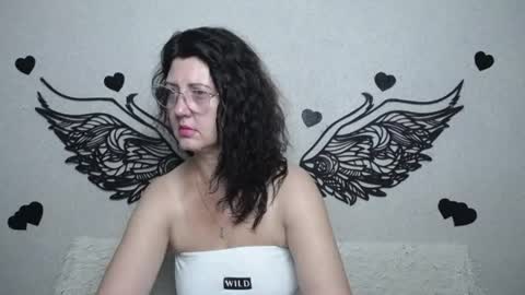 Snapshot of rosehille chatting on July 5, 5:14 am RoseHille online show from July 5, 5:14 am