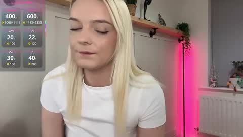 rose97 online show from November 26, 8:32 pm