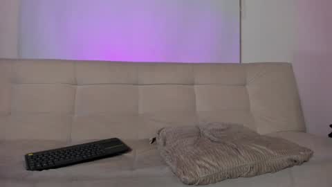 Snapshot of roselinedior chatting on January 12, 8:14 pm Lyla OF roselinedior online show from January 12, 8:14 pm