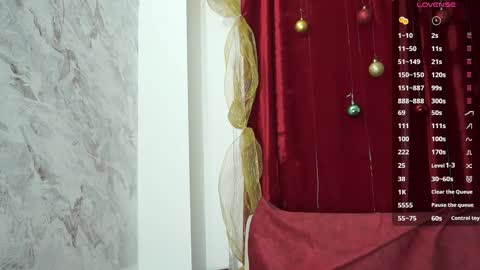 Lyla OF roselinedior online show from December 19, 11:50 am