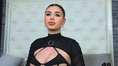 Gabriela online show from April 7, 7:03 pm