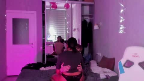 Roshelle online show from January 22, 5:28 pm