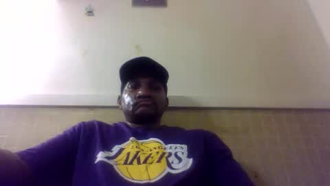 Roshun Haynes online show from April 21, 1:18 am