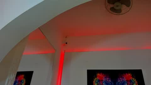 rosi_cooper online show from April 17, 10:51 am