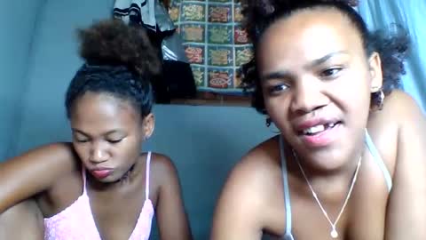 Snapshot of rosia22 chatting on September 22, 11:45 am rosia22 online show from September 22, 11:45 am