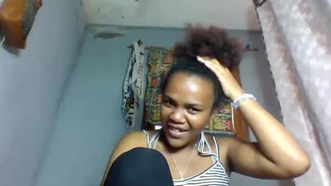 Snapshot of rosia22 chatting on October 1, 9:04 am rosia22 online show from October 1, 9:04 am