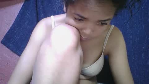 rosia685234 online show from November 28, 6:49 am