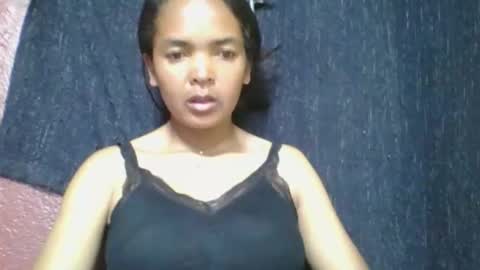 rosia685234 online show from April 9, 2:33 am