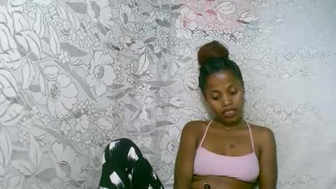 rosia online show from November 27, 2:41 pm