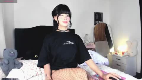 Snapshot of rosie_se chatting on May 13, 4:15 pm Rosieeee online show from May 13, 4:15 pm