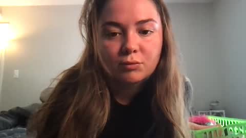 Snapshot of rosielinda16 chatting on September 19, 3:45 pm Rosie online show from September 19, 3:45 pm