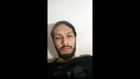 Snapshot of roskof69 chatting on January 5, 5:20 am Ribuu online show from January 5, 5:20 am