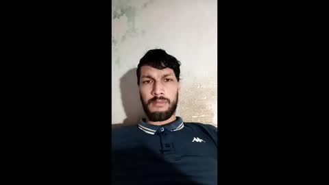 Snapshot of roskof69 chatting on November 3, 3:41 am Ribuu online show from November 3, 3:41 am