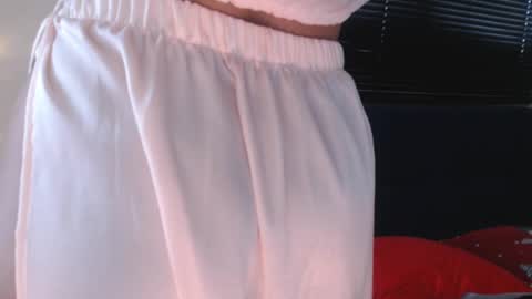 Ross BakerHot online show from December 18, 4:17 pm