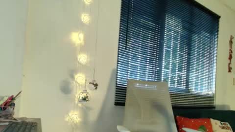 Ross BakerHot online show from December 19, 1:29 pm