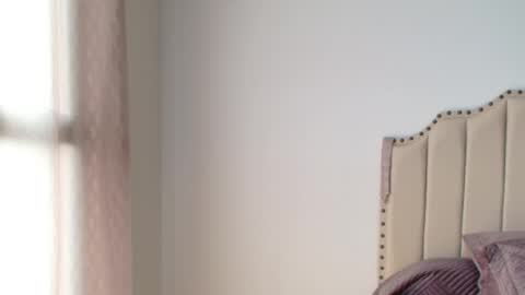 Ross BakerHot online show from February 19, 3:05 pm