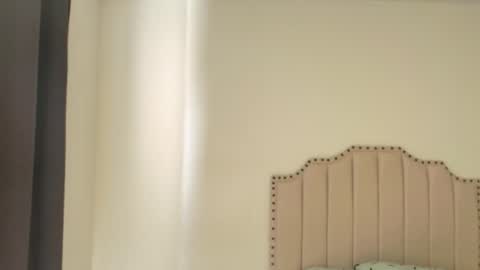 Ross BakerHot online show from November 26, 2:40 pm