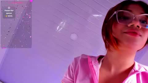 Snapshot of ross_meow chatting on February 13, 9:55 pm ross_meow online show from February 13, 9:55 pm