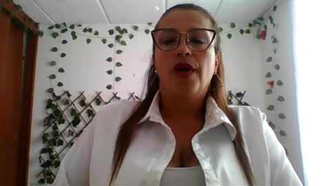 Rossana  online show from October 8, 7:33 pm