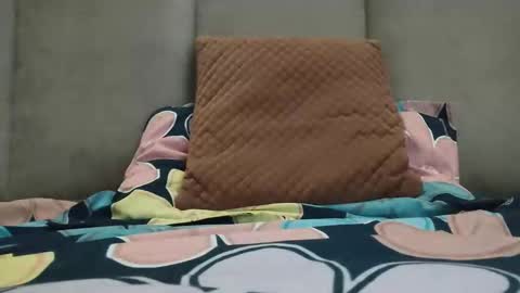 Snapshot of rossdzires4u chatting on January 10, 7:04 am Rossdzires4u online show from January 10, 7:04 am