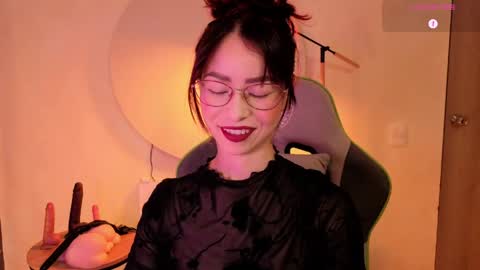 Miss Rosse online show from April 20, 1:58 pm