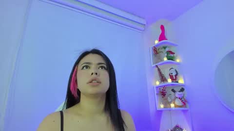   online show from November 18, 12:09 pm