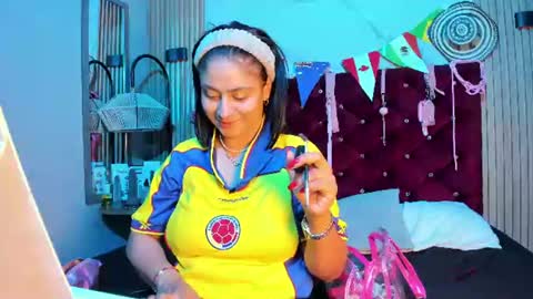 Snapshot of rosse_dianna chatting on June 23, 12:03 pm Diana online show from June 23, 12:03 pm