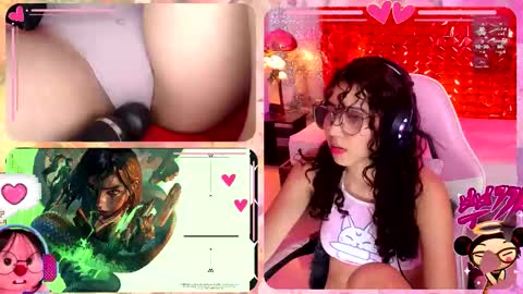 Snapshot of rossiegames chatting on February 7, 2:32 pm Rossie online show from February 7, 2:32 pm