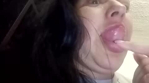 Snapshot of rossiteylor368516 chatting on May 26, 6:04 pm rossiteylor368516 online show from May 26, 6:04 pm