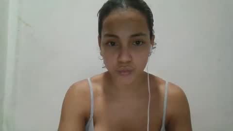 Snapshot of rosss690 chatting on February 10, 12:08 am ross online show from February 10, 12:08 am