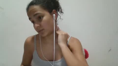 Snapshot of rosss690 chatting on February 10, 3:13 am ross online show from February 10, 3:13 am