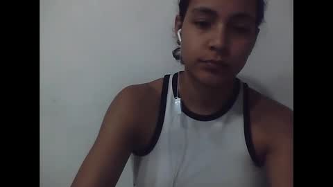 Snapshot of rosss690 chatting on March 3, 1:42 am ross online show from March 3, 1:42 am