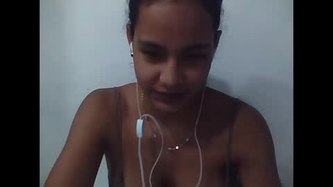 Snapshot of rosss690 chatting on March 3, 3:42 pm ross online show from March 3, 3:42 pm