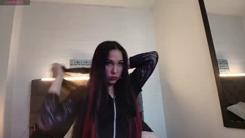 Snapshot of rossy_marks chatting on June 19, 2:38 am rossy_marks online show from June 19, 2:38 am