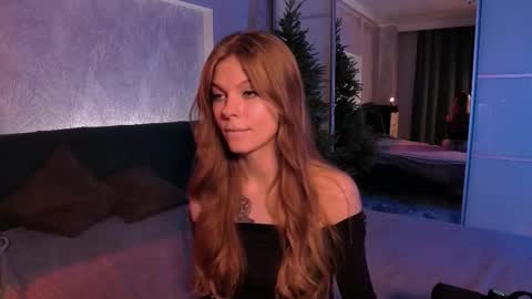 rosy_black_ online show from November 26, 7:26 pm