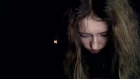 rosy_petal online show from December 16, 6:29 am