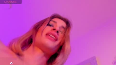 rot_wallace online show from April 18, 8:42 pm