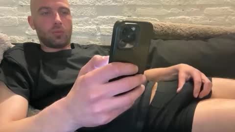 rotteei1 online show from April 20, 4:43 pm