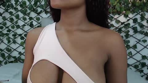 Snapshot of rous_55 chatting on February 27, 3:36 am Rous online show from February 27, 3:36 am