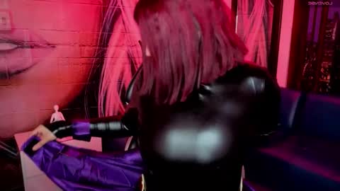 Snapshot of rouse_darkk chatting on October 17, 4:48 am rouse darkk online show from October 17, 4:48 am