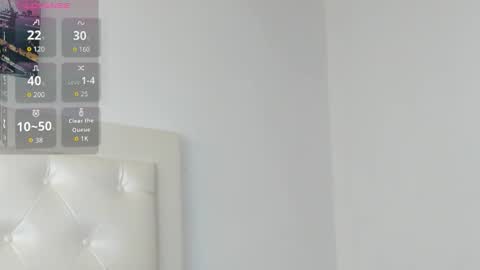 Snapshot of rouse_sexy_hotxx77 chatting on October 18, 7:03 pm rouse_sexy_hotxx77 online show from October 18, 7:03 pm