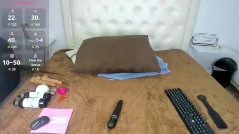 Snapshot of rouse_sexy_hotxx77 chatting on October 19, 7:09 am rouse_sexy_hotxx77 online show from October 19, 7:09 am