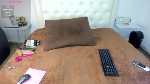 Snapshot of rouse_sexy_hotxx77 chatting on October 22, 7:46 pm rouse_sexy_hotxx77 online show from October 22, 7:46 pm