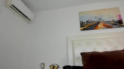 Snapshot of rouse_sexy_hotxx77 chatting on December 4, 2:10 am rouse_sexy_hotxx77 online show from December 4, 2:10 am