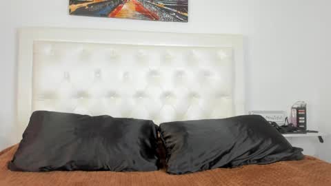 rouse_sexy_hotxx77 online show from April 5, 2:36 pm