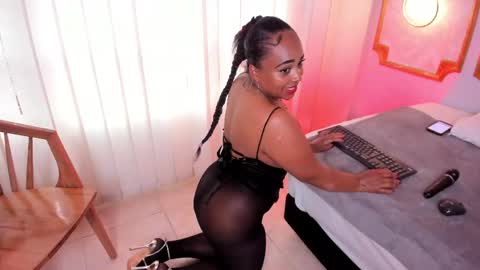 Snapshot of rouses_malih chatting on May 28, 7:00 pm rouses_malih online show from May 28, 7:00 pm