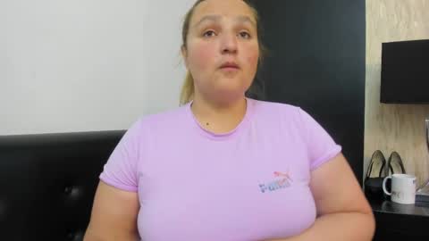 Snapshot of rousewright chatting on April 1, 1:34 pm Rouse Wright online show from April 1, 1:34 pm